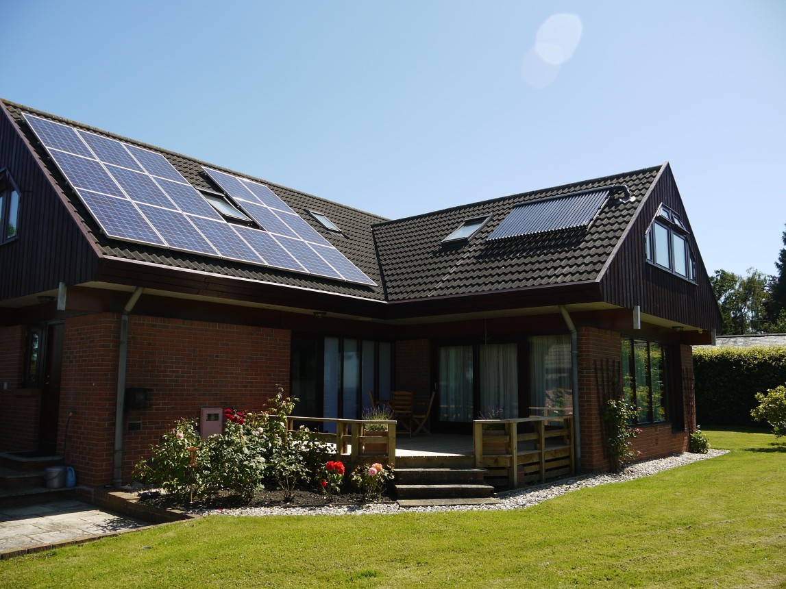 UK ALTERNATIVE ENERGY of LINCOLN Solar Panel Installation Solar Guide